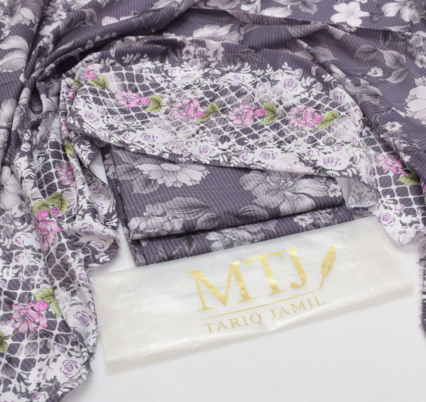 MTJ - 3 PC LAWN DIGITAL PRINTED SUIT - Dp017
