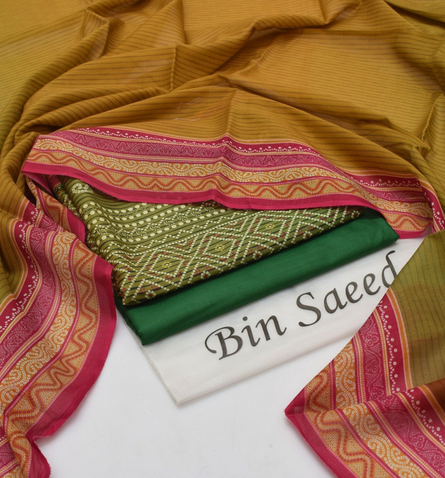 BIN SAEED - 3 PC LAWN DIGITAL PRINTED SUIT - Dp055