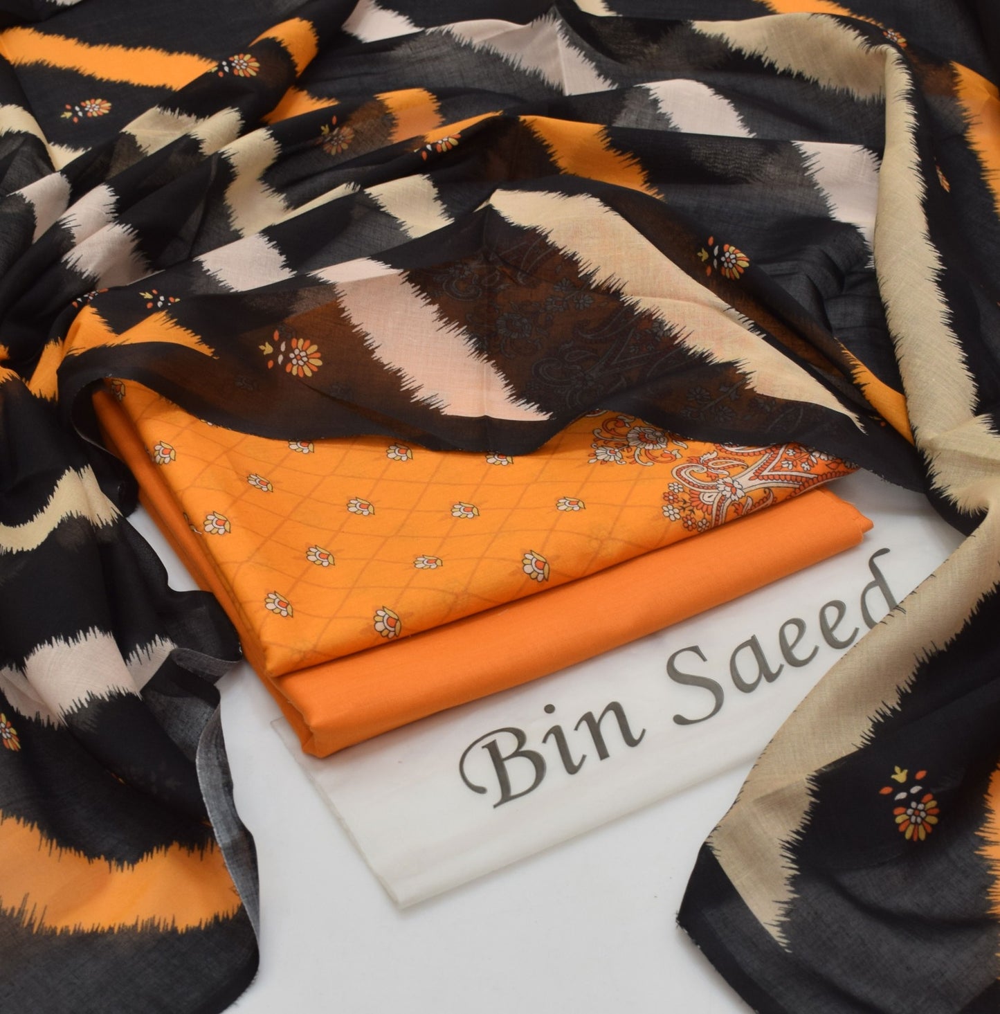 BIN SAEED - 3 PC LAWN DIGITAL PRINTED SUIT - Dp031