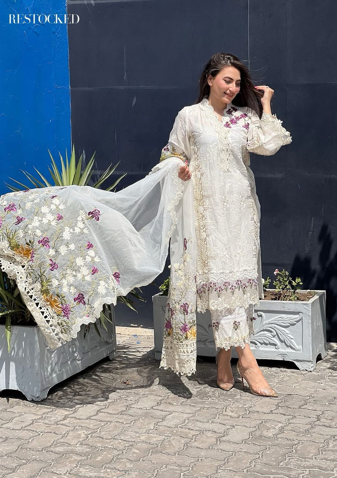 ELAF - 3 PC LAWN EMBROIDRED SUIT - EM004