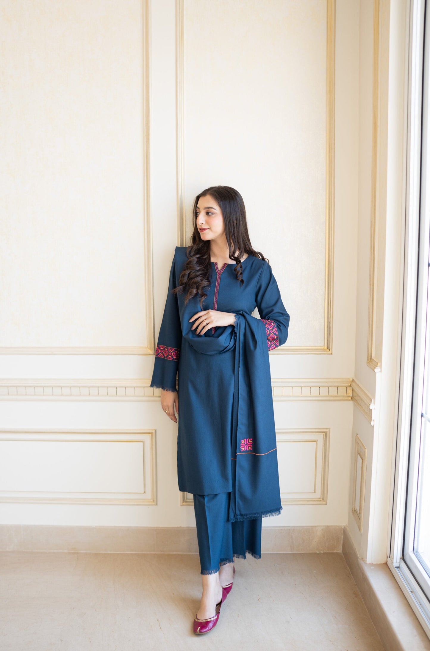 AISLING - 3 Pc Dhanak Embroidred Suit - JM1351