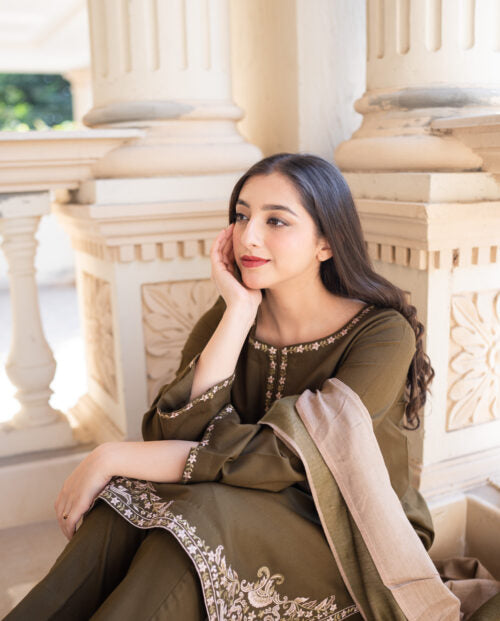 AISLING - 3 Pc Dhanak Embroidred Suit - JM1318