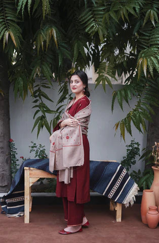 AISLING - 3 Pc Dhanak Embroidred Suit - JM1370