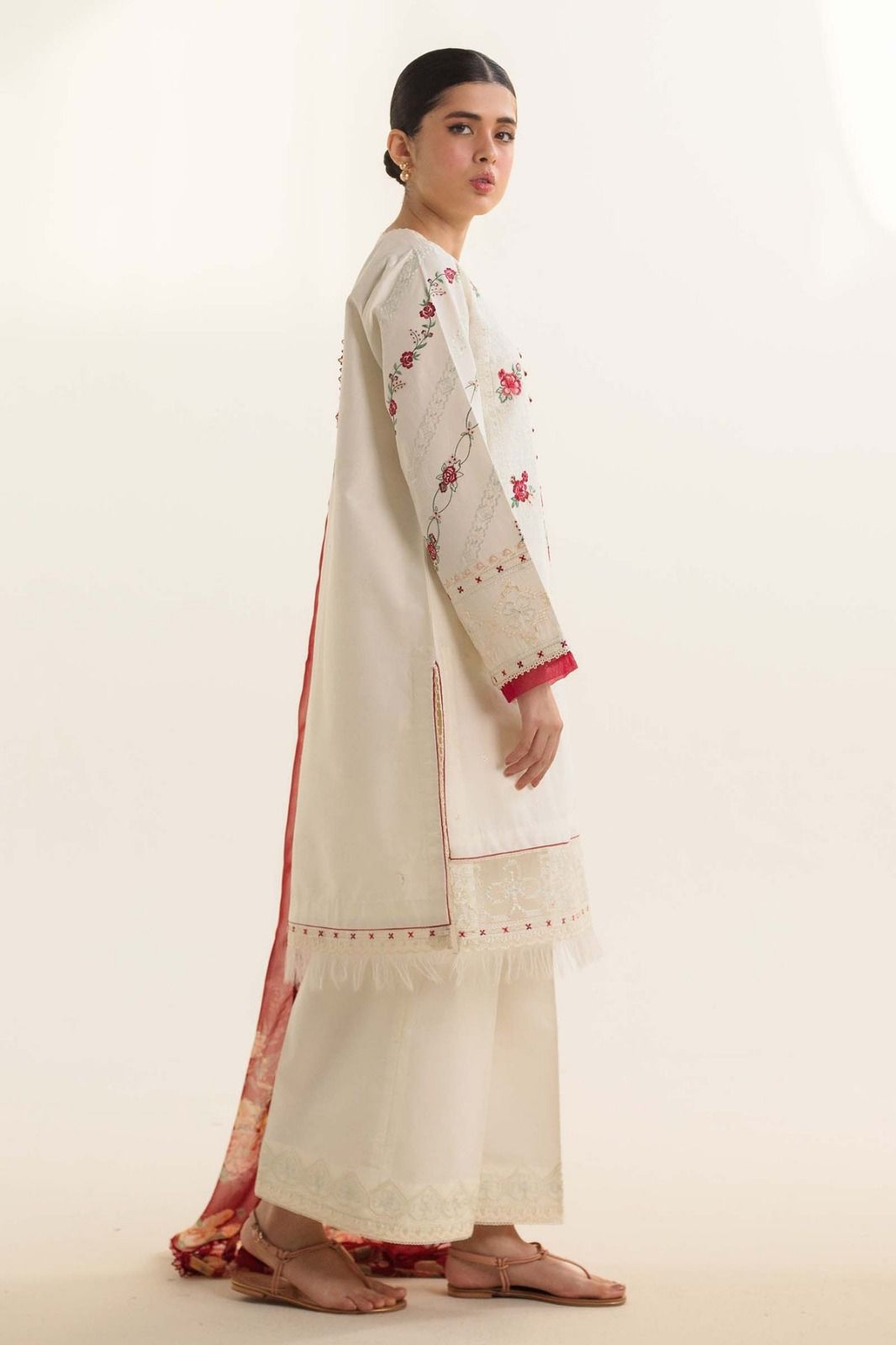 Zara Shah Jhan - 3 Pc Dhanak Embroidred Suit - JME1521