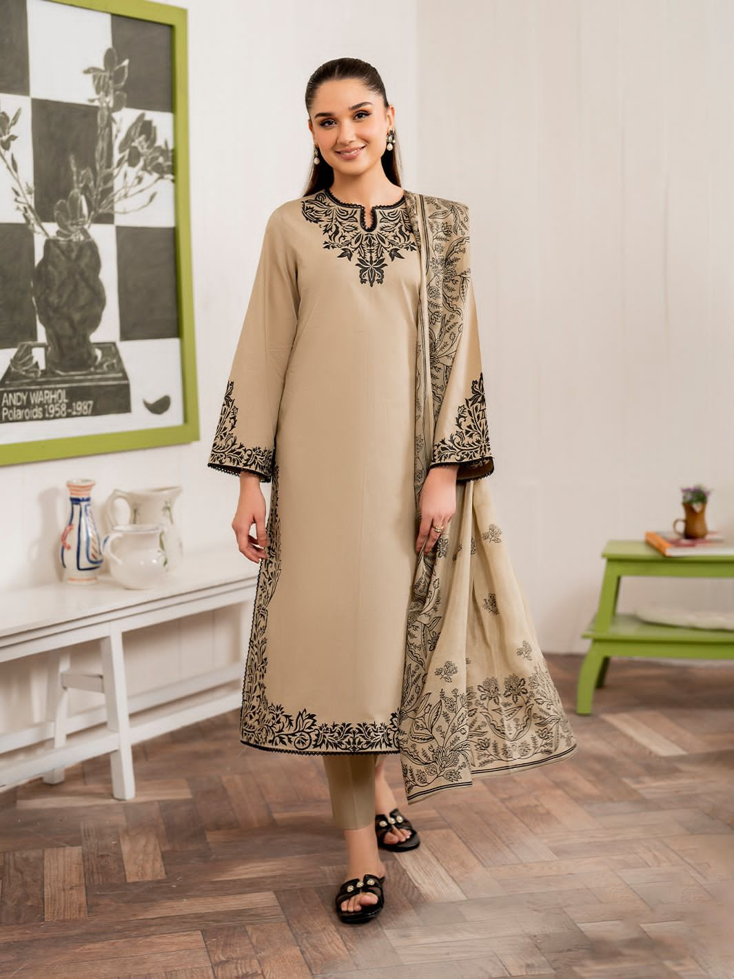 JMC - 3 PC Dhanak Embroidred Suit - JM1570