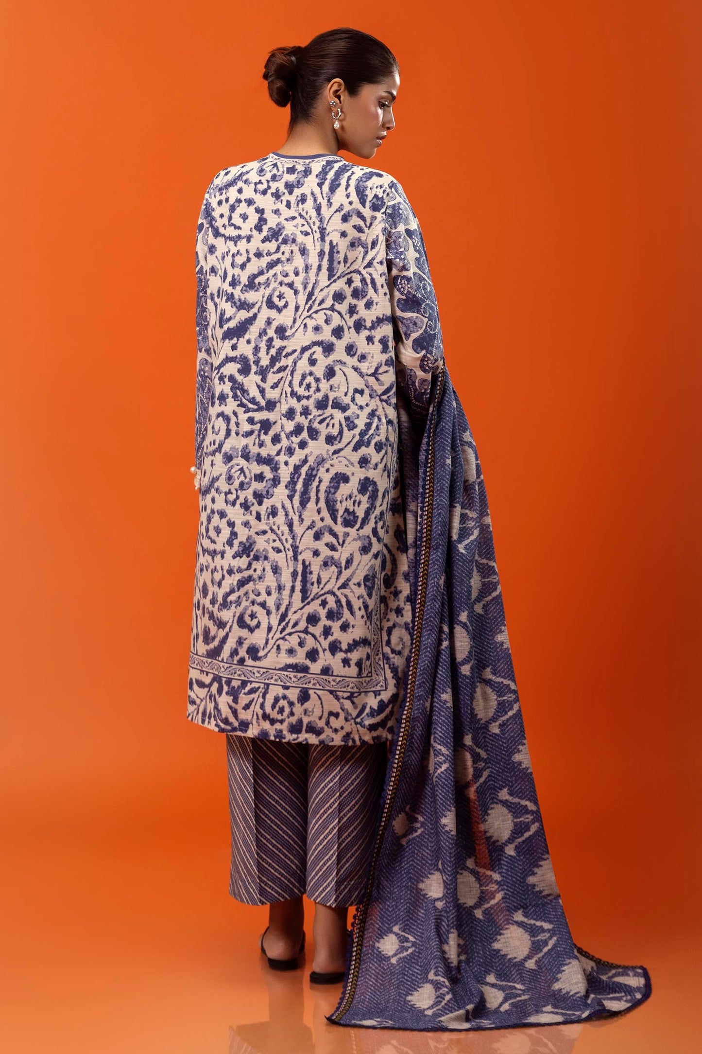 Sana Safinaz - 3 PC Khaddar Digital Printed Suit -JMP2003